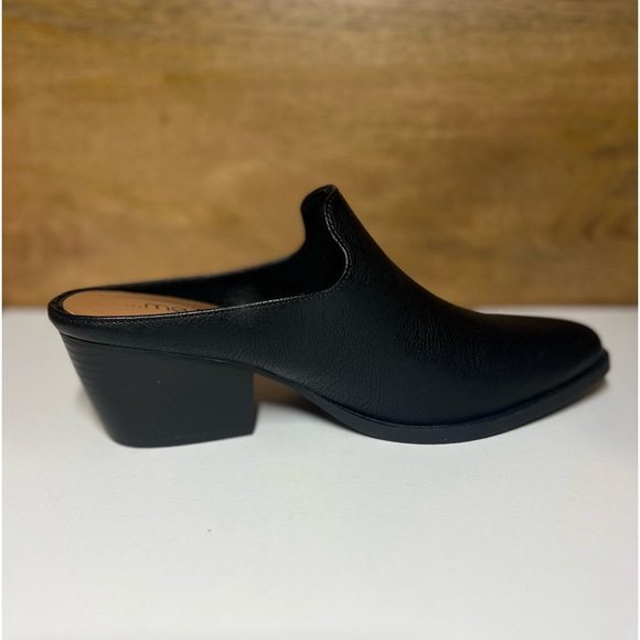 Slip on leather mule with chunky heel - Picture 4 of 8